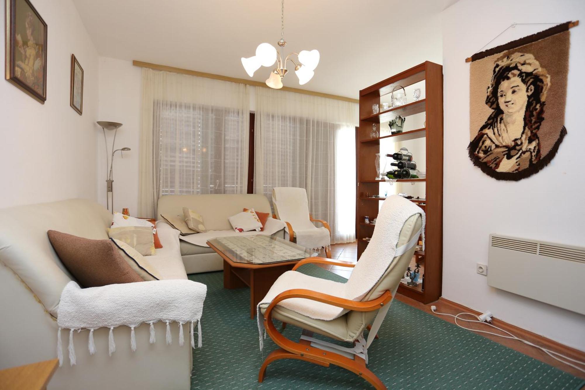 Apartments By The Sea Slatine, Ciovo - 16345 Номер фото